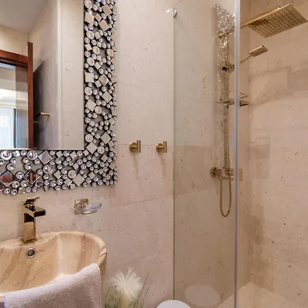 Vip Gold Bed & Breakfast