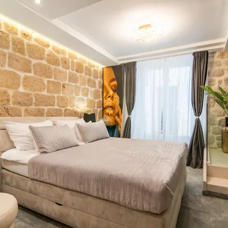 Vip Gold Bed & Breakfast Pag Town